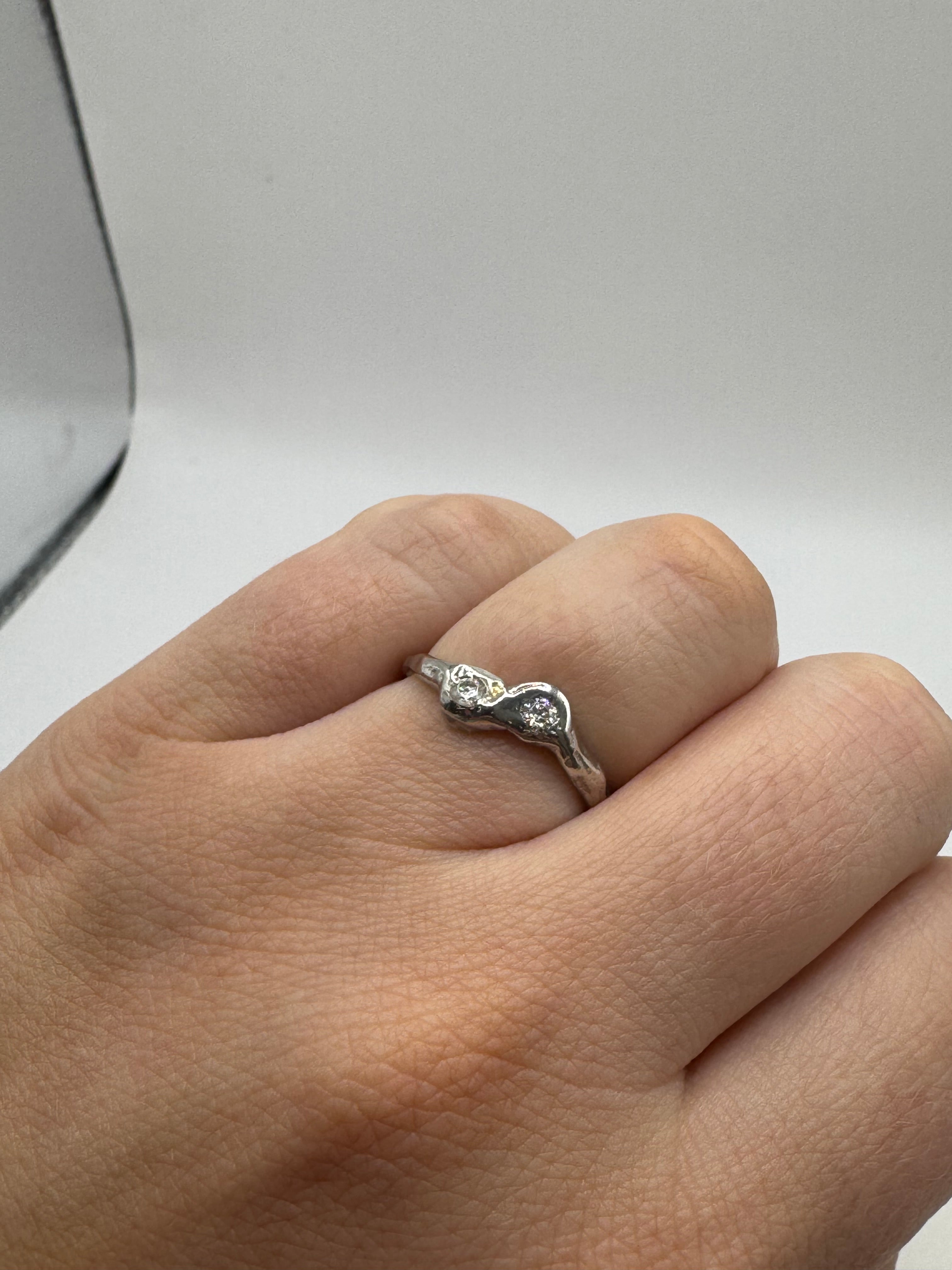 One of a kind hringur m. Moissanite steinum stærð 52mm