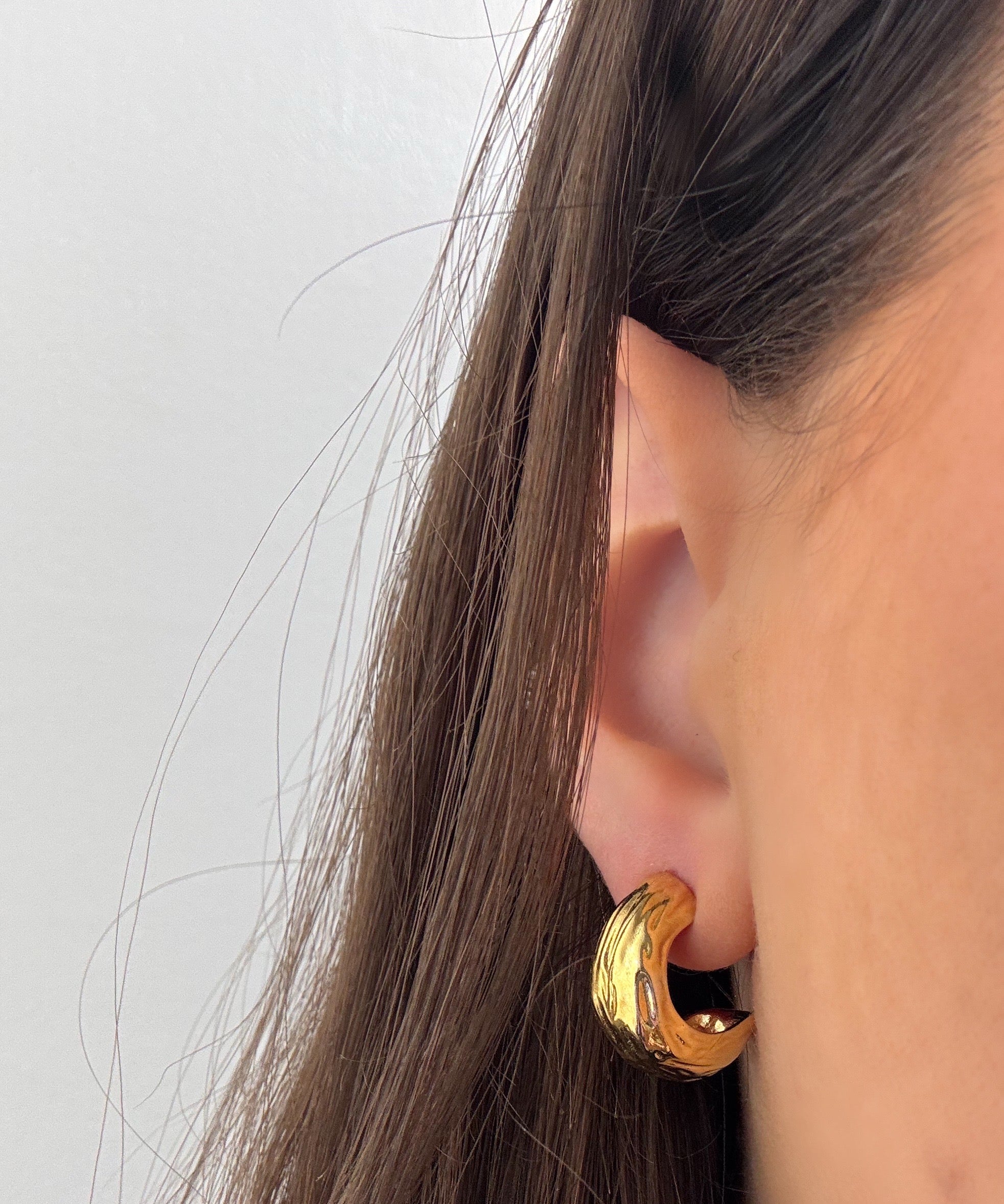 Hlíf earrings w. 18K goldplating