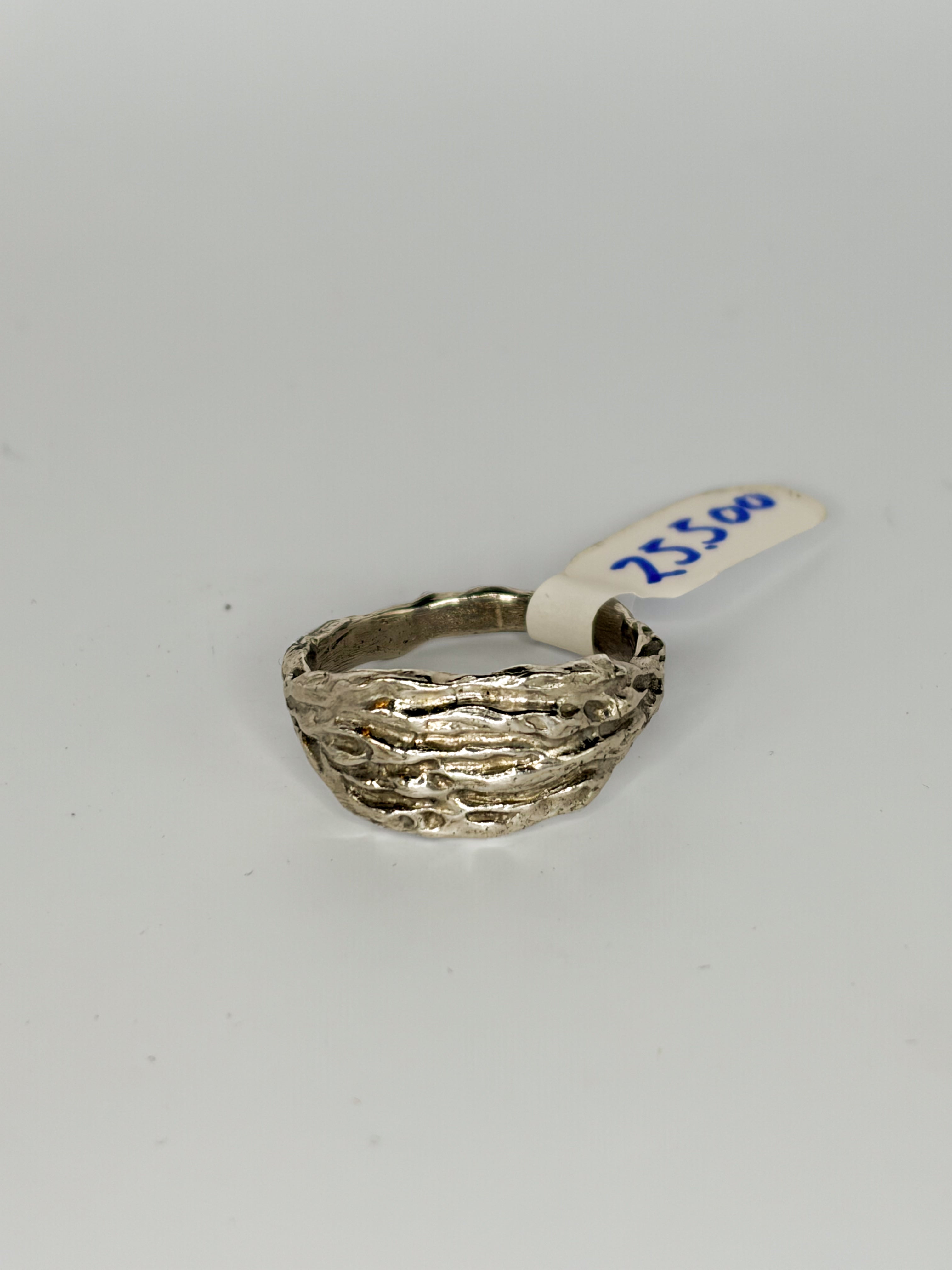One of a kind ring in recycled 925 silver with rhodium plating, size 8.5 US / 58.5mm